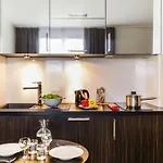 Disneyland Deluxe Flat, Outside Pool, Climatisation, 1 Min To Parks Apartamento *