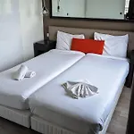 Disneyland Deluxe Flat, Outside Pool, Climatisation, 1 Min To Parks Apartamento